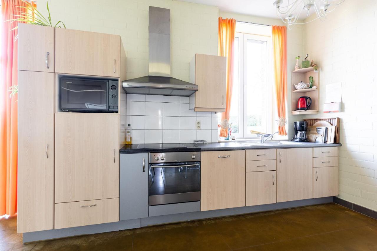 Domein Tombos Gingelom Exteriör bild